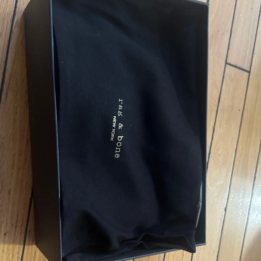 rag & bone Gold Leather Bow Driver Loafers Brand New